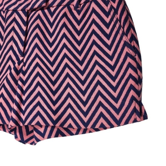 Ann Taylor LOFT Cotton Chevron Riviera Shorts in Pink/Navy - Picture 6 of 13